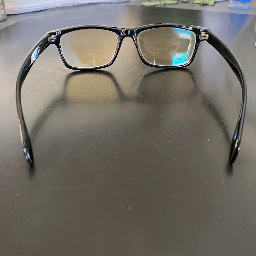 Gamma Ray blue light reducing reader glasses